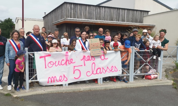 Conservons les 5 classes de l'école Jacques Golly de Thorigny !