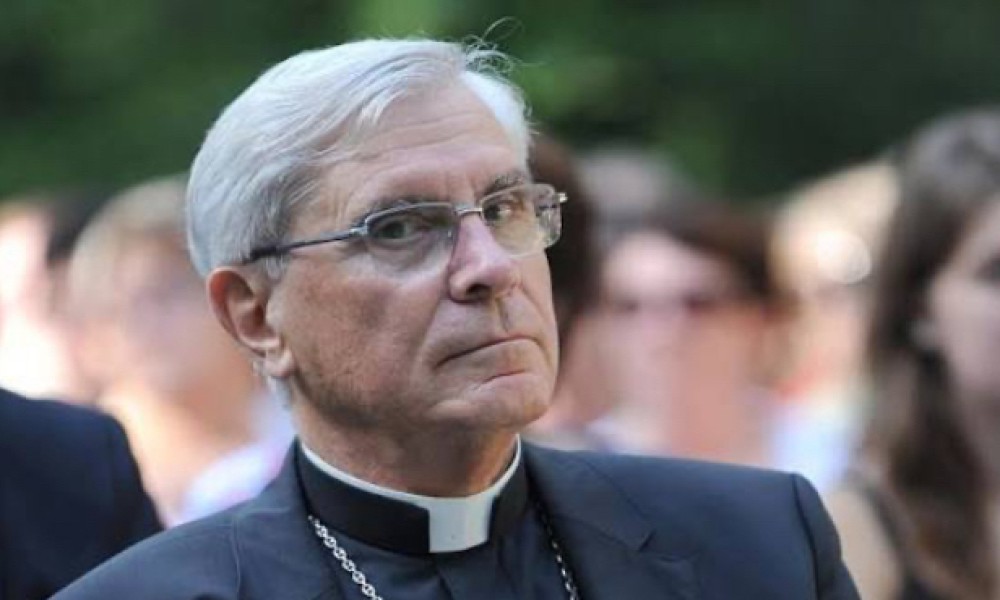 Retirer le statut d'évêque émérite à Jean-Michel Di Falco
