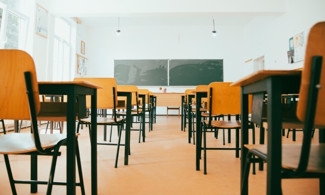 Non à la fermeture de classe à l’école René Goscinny