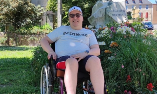 Stop aux abus des tutelles et curatelle : pour le respect des droits des majeurs protégés