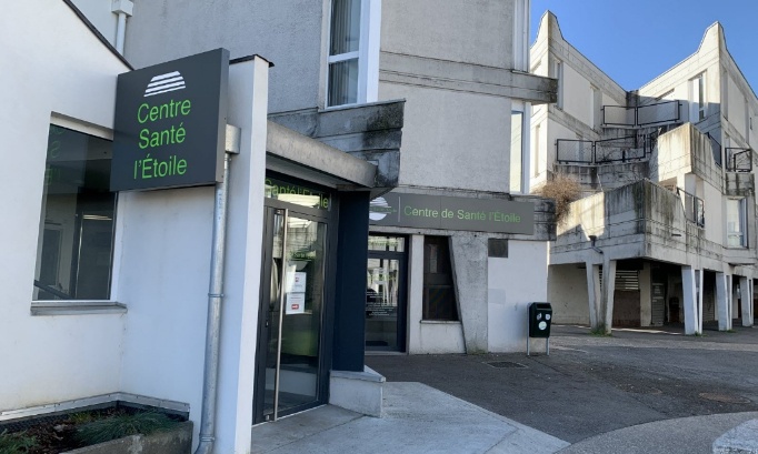 Non &agrave; la fermeture du centre de sant&eacute; l'&eacute;toile &agrave; Saint Martin d'H&egrave;res