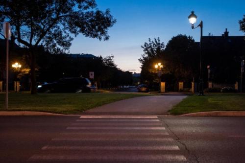 Stop aux éclairages des lampadaires des nos communes et de nos villes durant la journée !