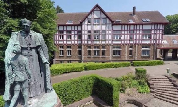 Pour l'annulation des examens au Cardinal Mercier en soutien aux professeurs