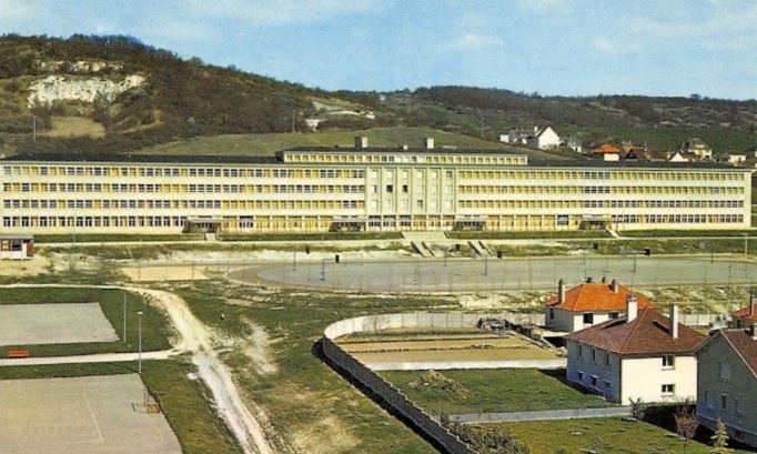 Non à la suppression des spécialités dans le lycée Louis Davier de Joigny