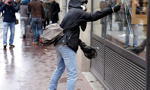 Casseurs... payeurs !