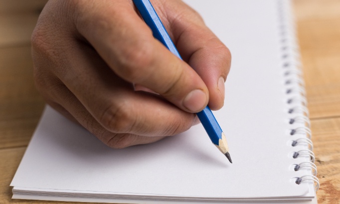 Pour l'annulation des examens de Juin 2026 pour l'Ath&eacute;n&eacute;e Royal d&rsquo;Evere