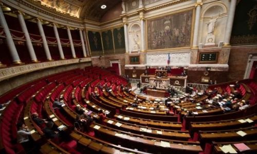 Pour la suppression des privilèges !