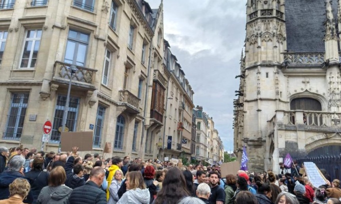 1 loi pour protéger-1Grenelle pour coordonner-1 seule priorité : Les enfants #JeTeCrois