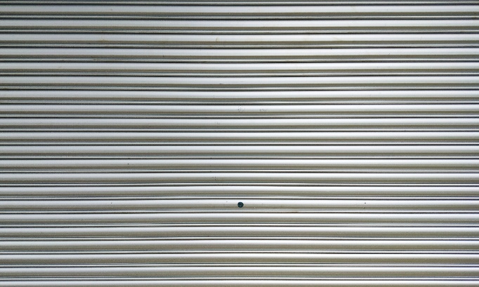 Demande de prise en charge par 3F de l’installation de rideaux métalliques de sécurité pour les commerces de la Place de Verdun