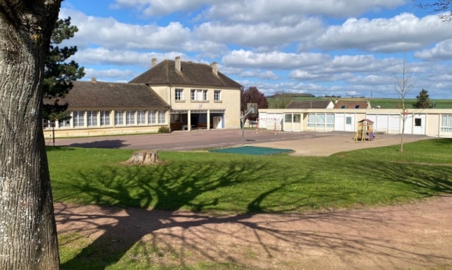 Pour la réouverture immédiate de la classe de notre commune