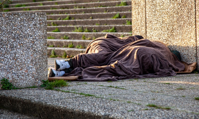Pour une chambre d'urgence à Bourg-lès-Valence pour Jésus sans-abri maintenant