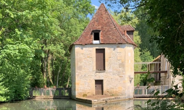 Pétition contre la création d’un data center sur le site du Moulin du Commandeur à Donzy