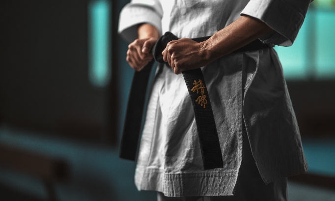 ​Mobilisons-nous pour garder Hortense, la prof de judo de nos enfants