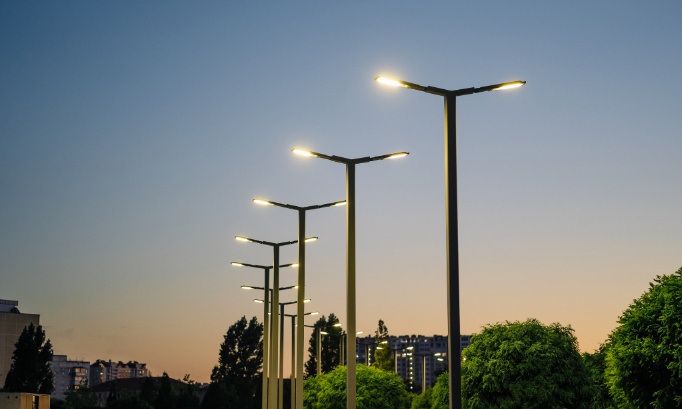Pour la remise en place de l'éclairage public à Flines Lez Râches la nuit