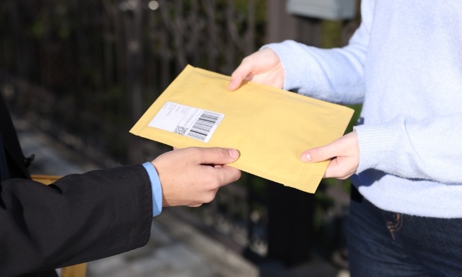 ​Pour le rétablissement d'un service postal régulier à Roquebrune-Cap-Martin et ses environs