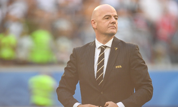 Infantino, ne touche pas à notre coupe du monde !