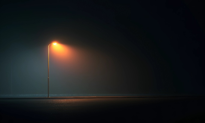 Pour allumer immédiatement l’éclairage public contre les vols nocturnes