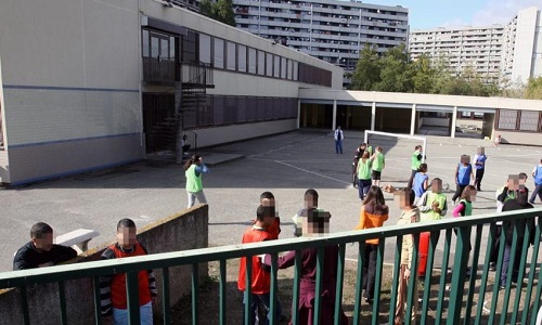 Contre la fermeture du collège Raymond Badiou dans le quartier de la Reynerie