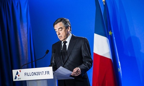 Passez le relais Monsieur Fillon