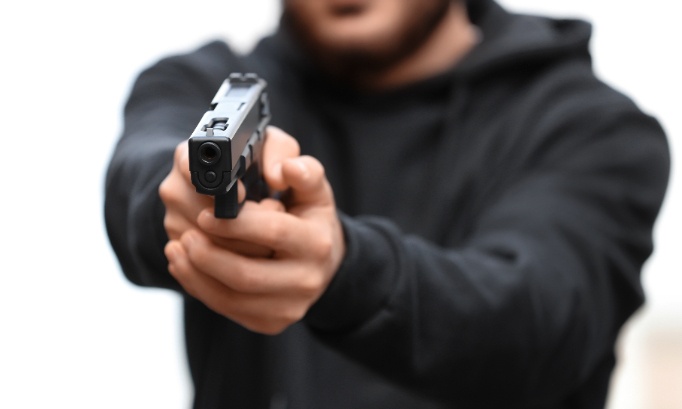 Tirer sur son voisin pour des d&eacute;jections canines : exigeons une lourde sanction !