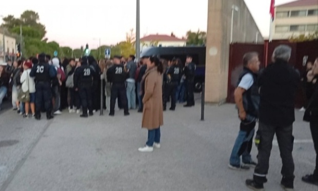 Madame la préfète, arrêtez d’envoyer la police sur nos enfants