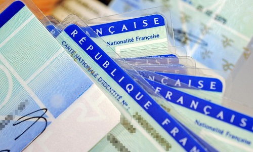 Pour le maintien du service d'instruction des cartes d'identité à Cerizay