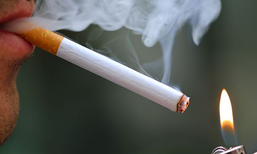 Pour le droit de connaître la composition des cigarettes