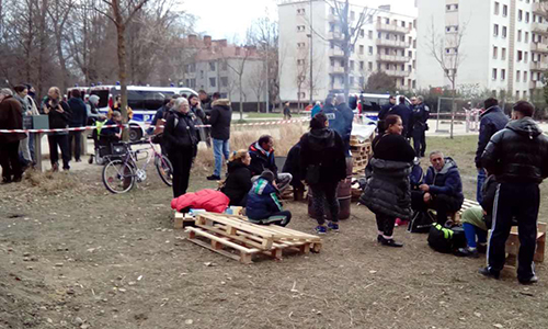 Pour démanteler le camp de Roms de l'école primaire Houille Blanche à Grenoble