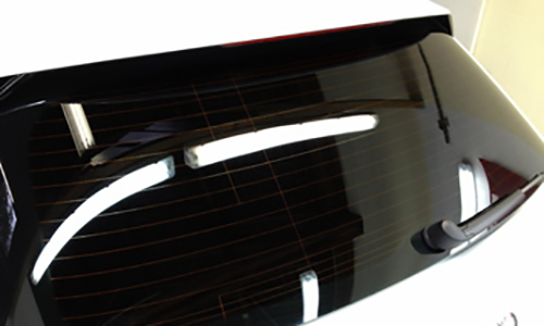 Autoriser les vitres teintées pour les photophobiques !