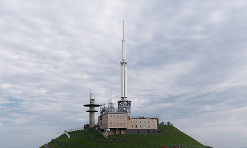Contre l'installation d'un deuxième pylône TDF