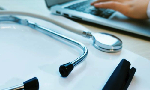 Non à la privatisation des résidences à assistance continue (RAC) du Pavillon du Parc