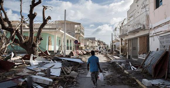 Aide aux victimes de l'ouragan Irma