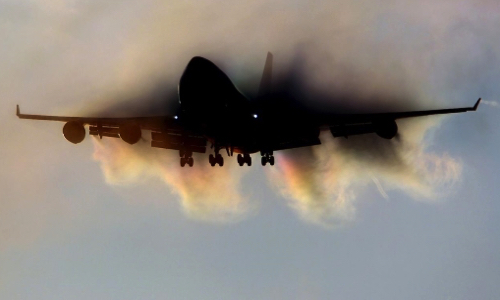 Pour une réduction de la pollution du transport aérien et maritime