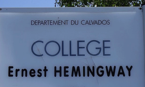 OUI au maintien, NON à la fermeture du collège Ernest Hemingway