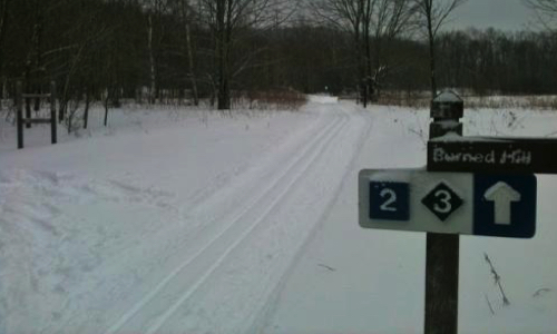 Une signature pour garder le réseau de ski de fond au Centre de la Nature de Mont-St-Hilaire.