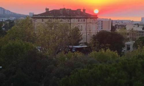 Contre la résidence au parc du Château Valmante. Annulons le projet de construction !