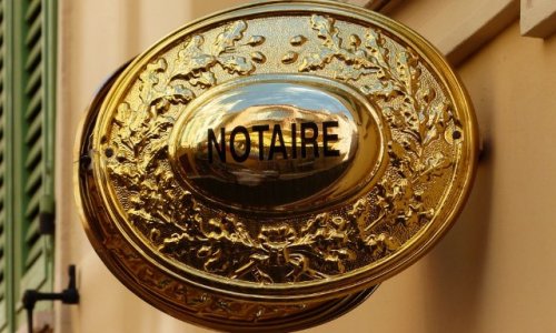 Vigilance contre les notaires