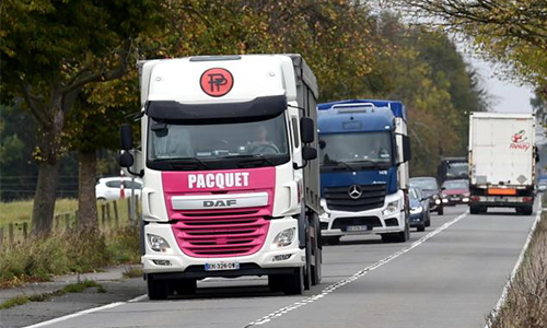 Stop aux 1000 camions jour D931  RN 124 !