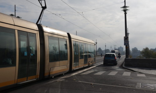 Pont George V à Orléans : non à la voie unique du tram, oui au sens unique pour les voitures