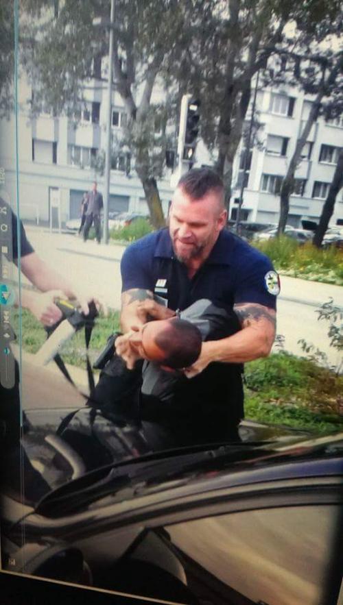 Pour que les 3 policiers soient jugé pour leurs actes car toujours protégé par le Tribunal de Metz