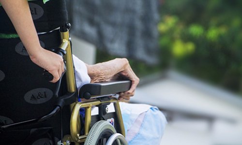 Contre le dysfonctionnement de la Maison de retraite du Clos St Martin à Pelissanne.