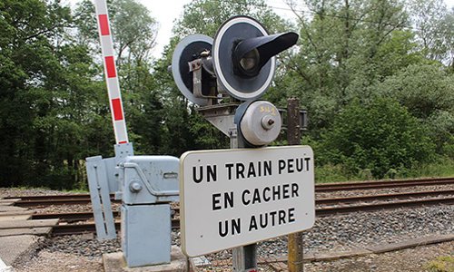 Pour le retour des gardes barrières afin de diminuer les accidents meurtriers aux passages à niveau