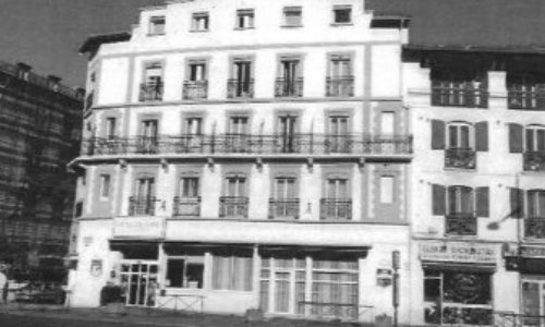 Non à l'antenne de téléphonie mobile sur l'hôtel de Paris !