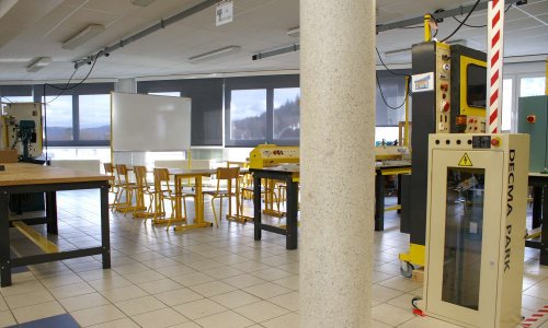 Non à la fermeture de la formation BAC Pro 3 ans MELEC Métiers de l'électricité et de ses environnements connectés