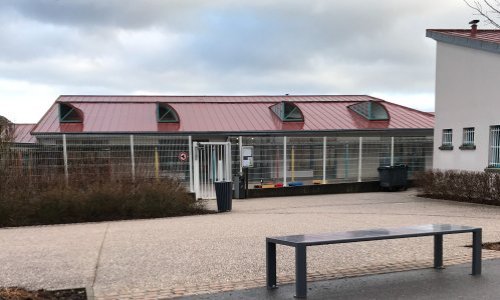 Non à la fermeture d'une classe à Arches (Vosges)