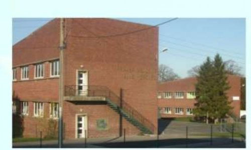 Non à la fermeture de classe de Merchez d'ailly-Sur-Somme