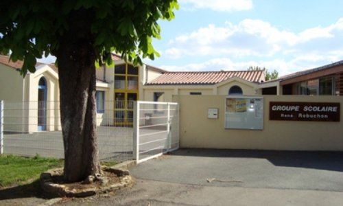 Non à la fermeture de classe à Velluire/Le Poiré