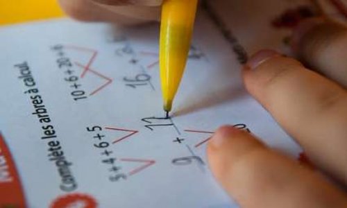 Non à la fermeture de classe à Villers Saint Sépulcre (Oise)