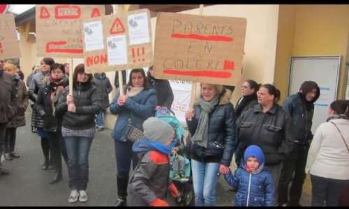 NON À LA FERMETURE DE CLASSE À L ÉCOLO ROOSEVELT TERGNIER (Aisne)