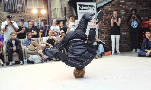 Contre la réalisation d'un Bar associatif et d'un foyer à 15000€ Dans le Batîment de L'EREVE.